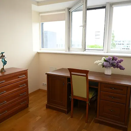 2Br Apartment In City Centre Daire *